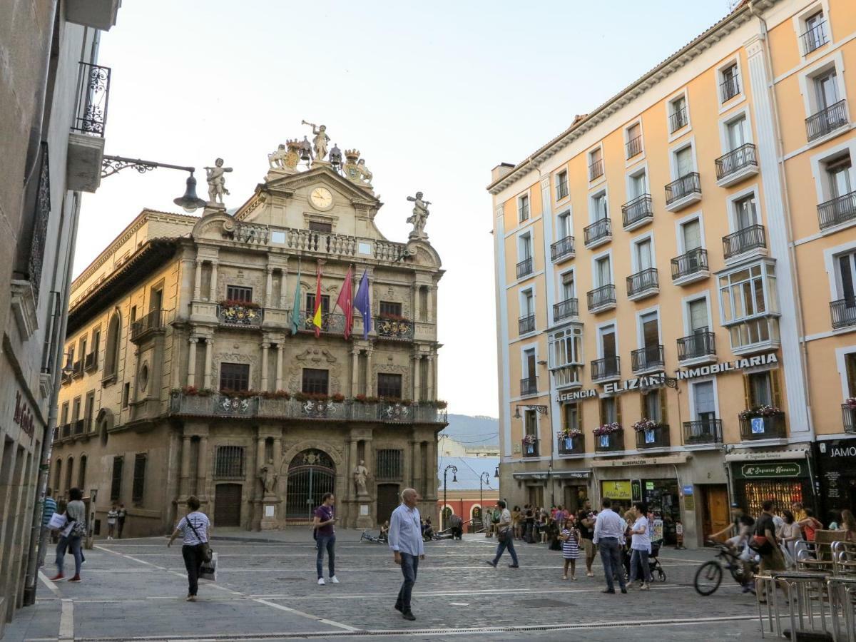 Apartamento El Oasis de la Estafeta Pamplona Exterior foto